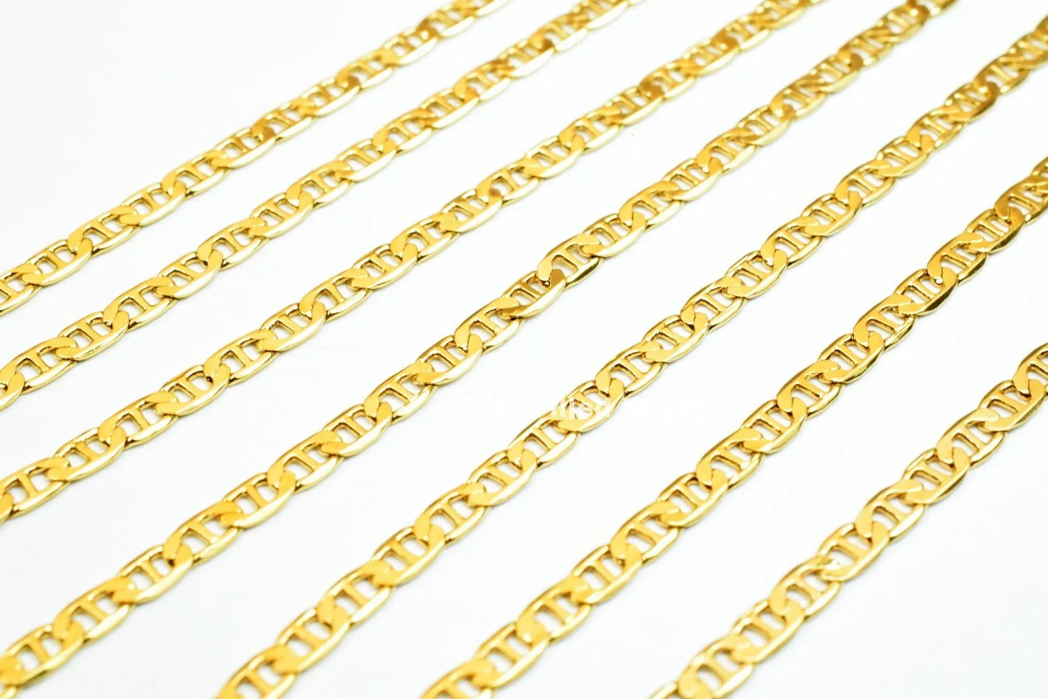 3 Feet 18K Gold Filled Look, Anchor Chain/Marine Chain/Figarucci Chain Width 2.5mm Thickness 0.25mm Gold-Filled finding for Jewelry Making GFC032