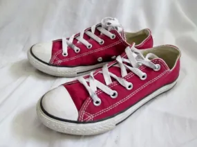 CONVERSE ALL STAR LOWRISE Sneaker Trainer RED 3 CHUCKS Athletic Sports Shoe Kids CONVERSE ALL STAR LOWRISE Sneaker Trainer RED 3 CHUCKS Athletic Sports Shoe Kids