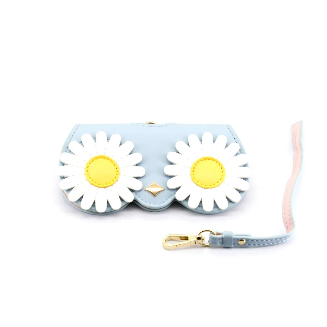 Daisy Clip-on Bag Case | Accessories