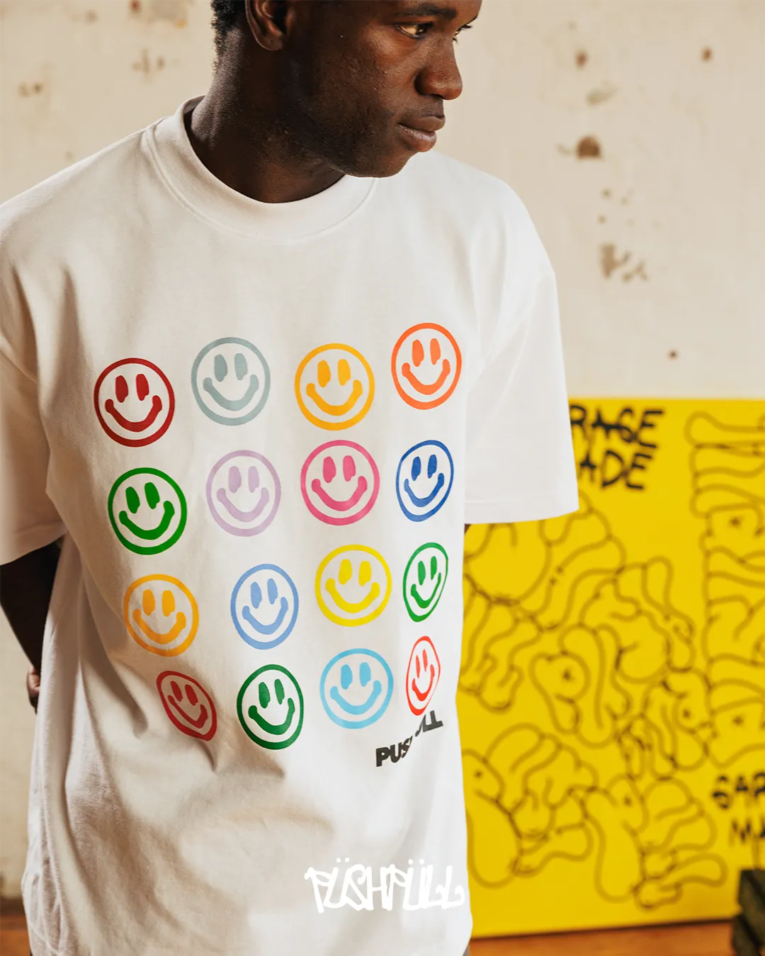 MULTI COLOUR SMILEY TEE