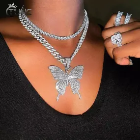 Women Butterfly Pendant Necklace Iced Out Link Chain Choker Necklace Bling Hip Hop Pendant Jewelry New Year Party Gifts Women Butterfly Pendant Necklace Iced Out Link Chain Choker Necklace Bling Hip Hop Pendant Jewelry New Year Party Gifts