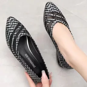 Women's Casual Shoes - GCSFR2352 - Genuine Leather Large Size Pumps Women's Casual Shoes - GCSFR2352 - Genuine Leather Large Size Pumps